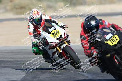 media/Jan-15-2026-Racers Edge (Thu) [[dfebeb70ab]]/2-A Group/Session 5 Turn 2/